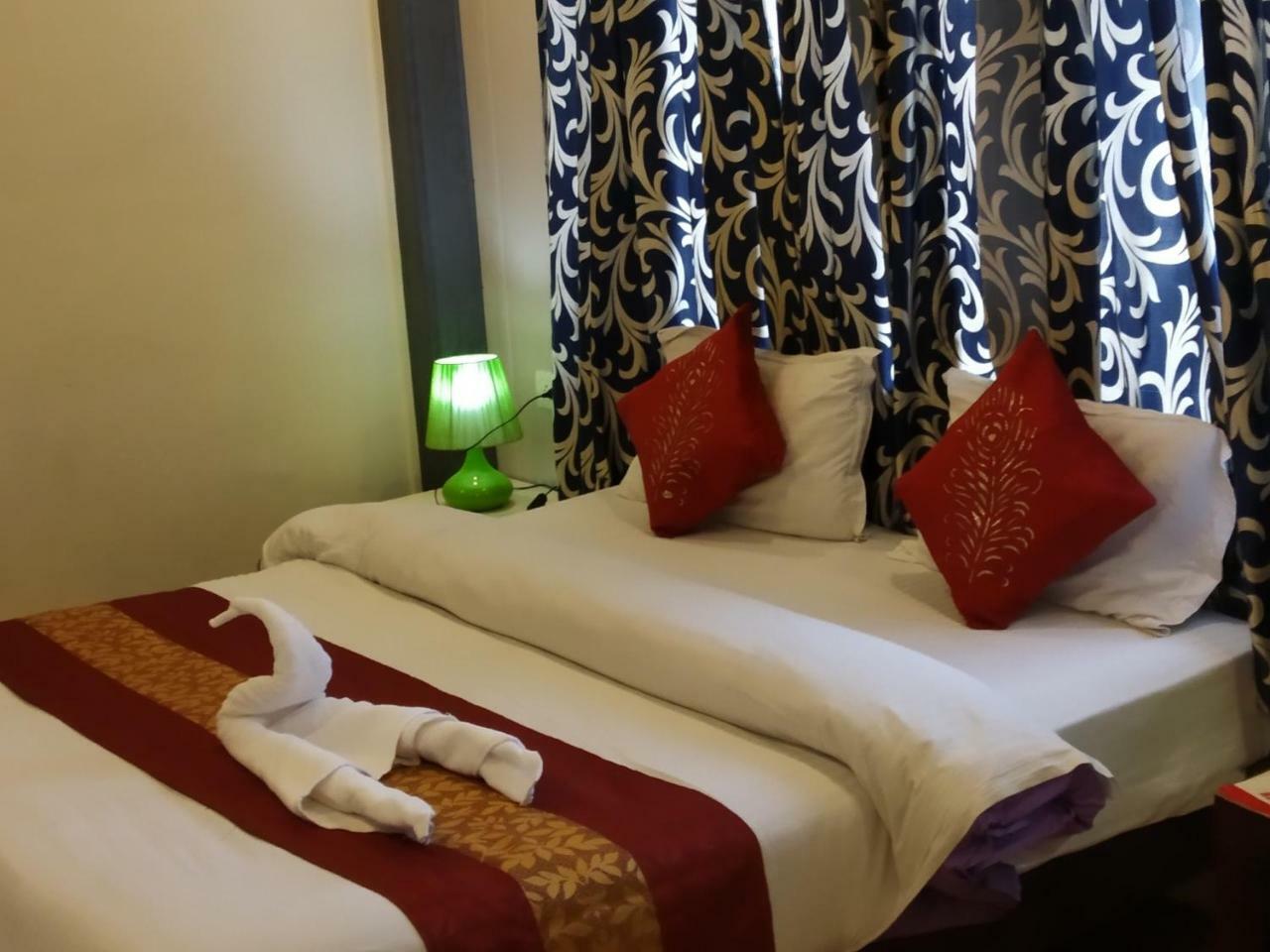 Hotel Raj Laxmi Bhawan Rishīkesh Zewnętrze zdjęcie